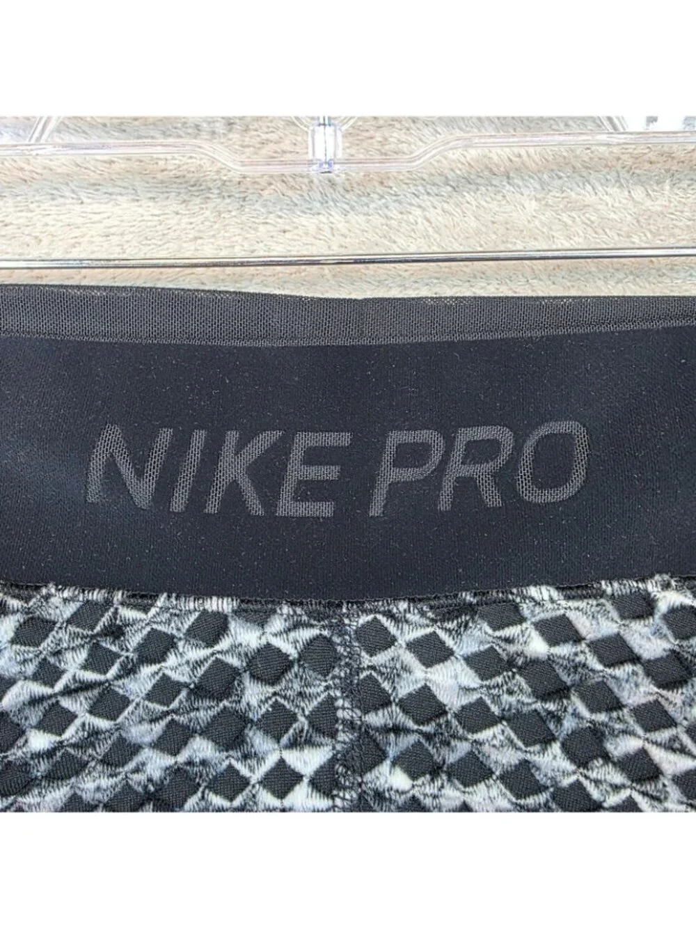 Nike Pro Hyperwarm Leggings Womens M Black Geometric Thermal Running Athletic